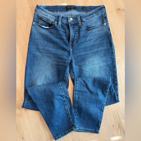 Lucky Brand Jeans Size 8 / 29 Regular Medium Wash Straight Slim Denim - Picture 3 of 5